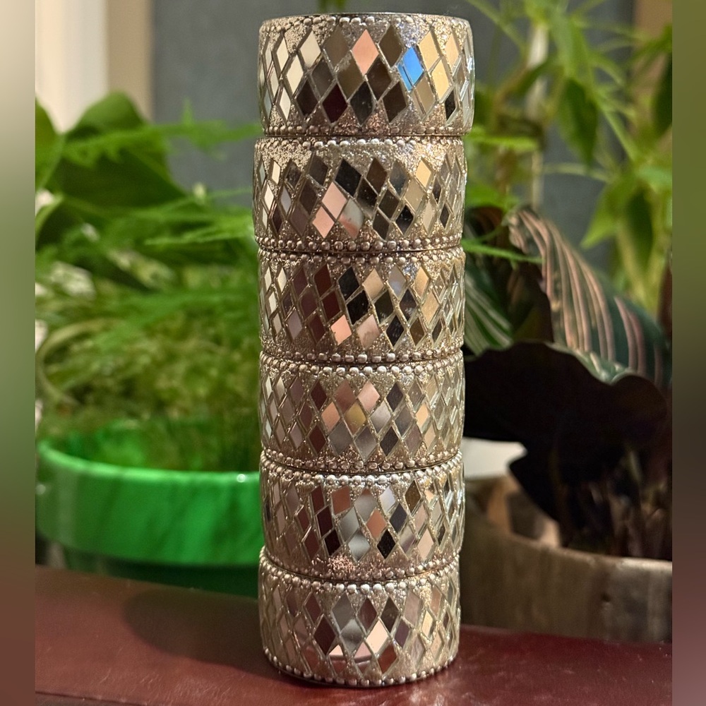 Diamond Mirror - Napkin Rings Set - Picture 3 of 5